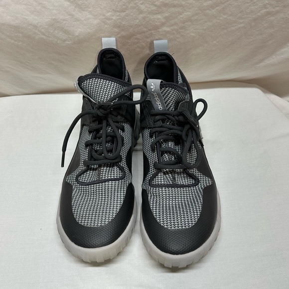 Men’s Adidas Gray and Black Tubular x High Cut Tennis Shoes Size 9 - Picture 10 of 16